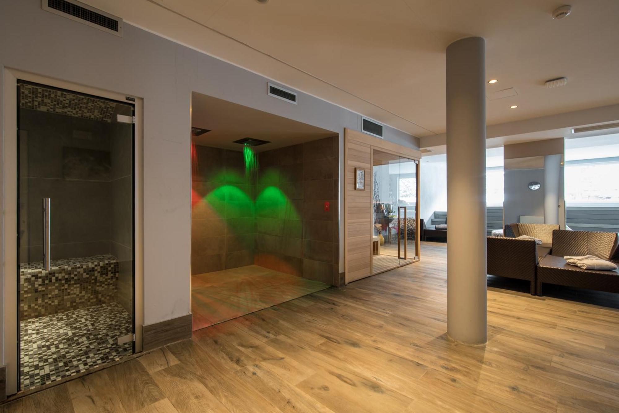 סן מרקו די קסטרוזה Hotel Colfosco מראה חיצוני תמונה