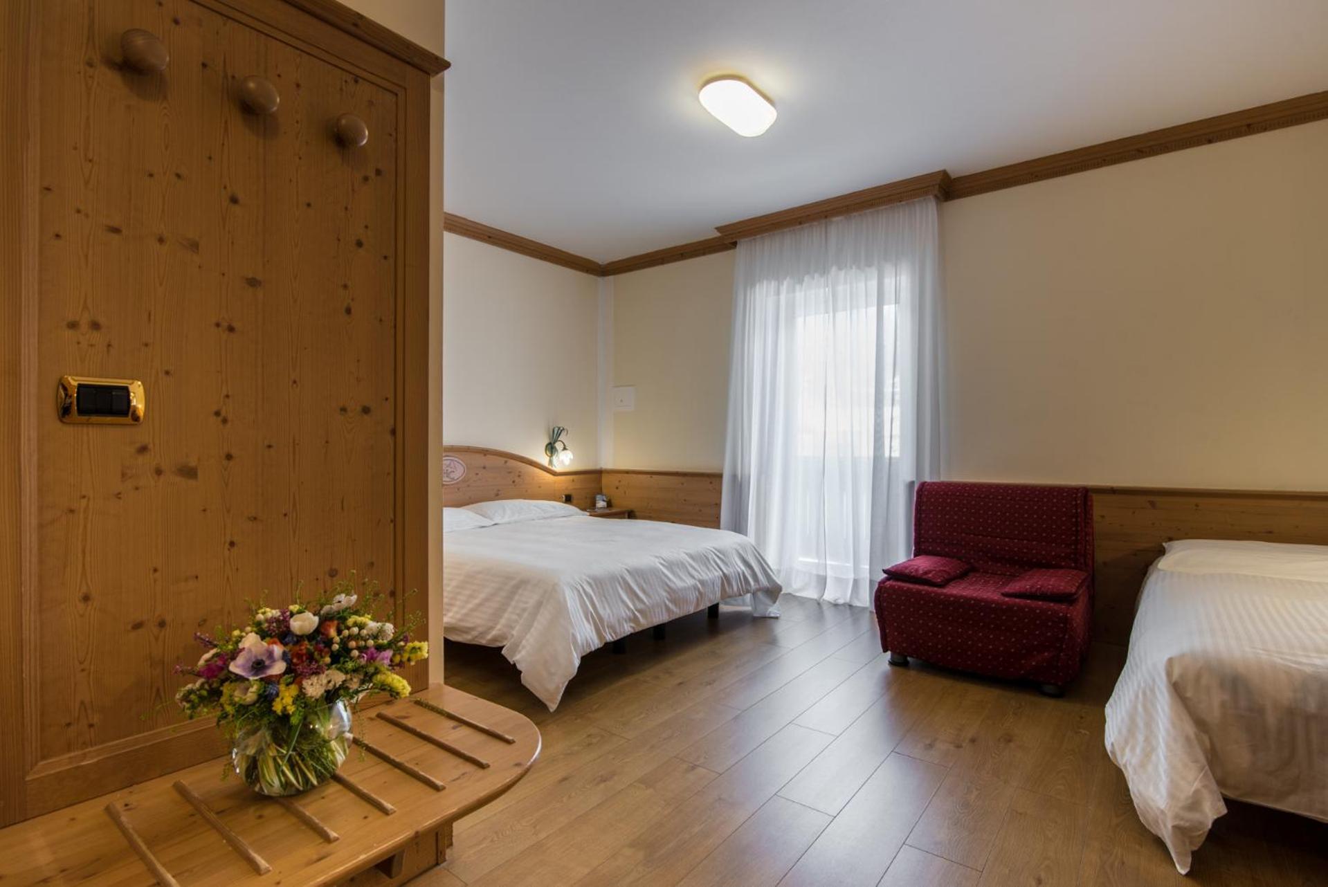 סן מרקו די קסטרוזה Hotel Colfosco מראה חיצוני תמונה